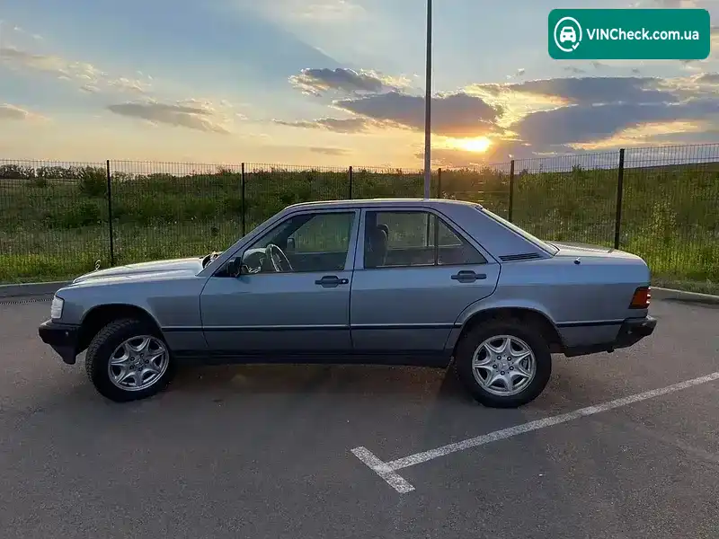 Mercedes-Benz 190 1988, фото з оголошення 1 з 21, VIN WDB2011261F395859