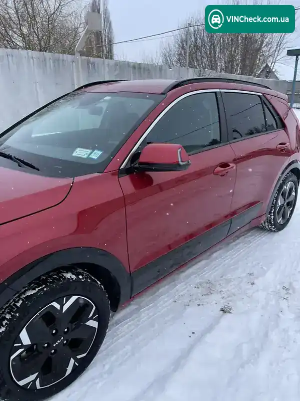 Kia Niro 2023, фото з оголошення 2 з 21, VIN KNDCR3L10P5047356