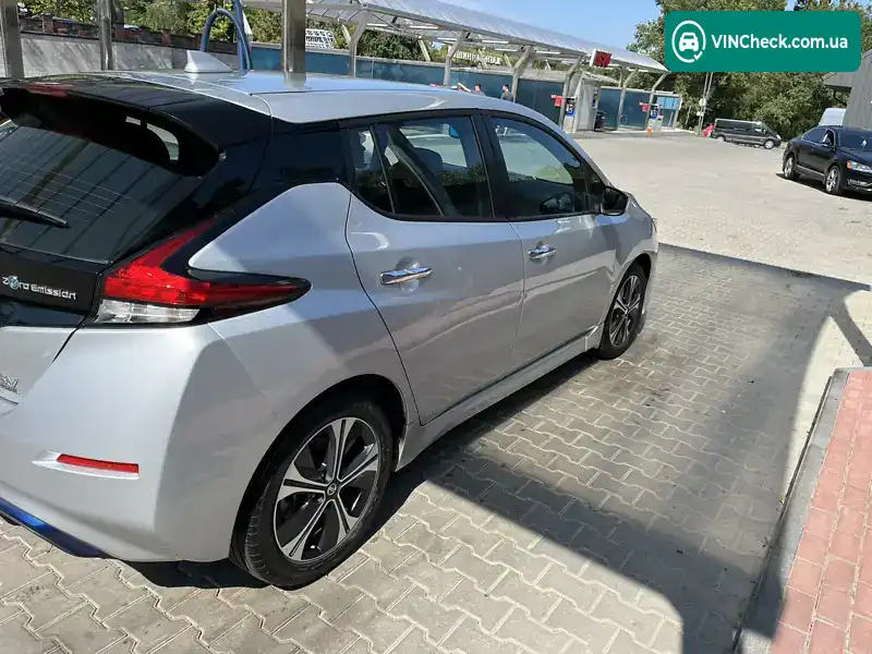 Nissan Leaf 2019, фото з оголошення 2 з 9, VIN 1N4BZ1CP4KC320295