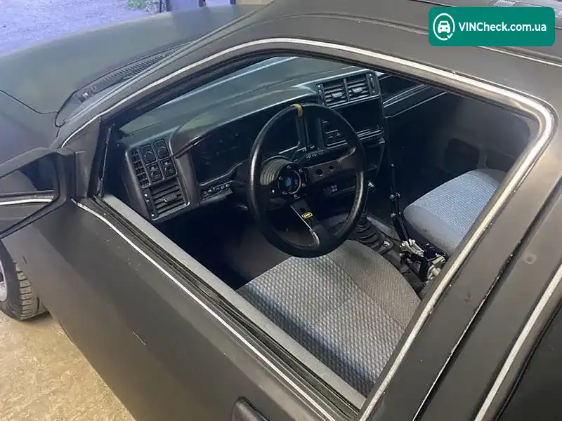 Ford Sierra 1988, фото з оголошення 1 з 10, VIN WF0FXXGBBFJB97047