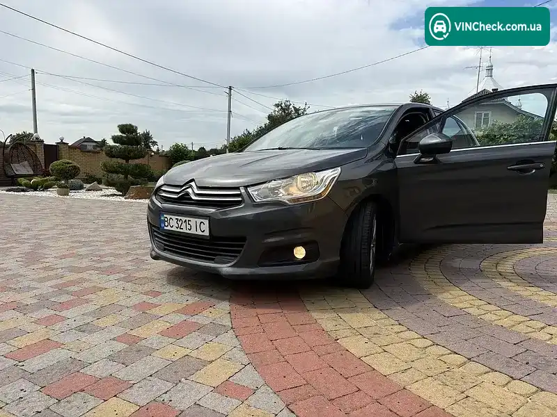 Citroen C4 2012, фото з оголошення 2 з 13, VIN VF7NC9HR8CY590135