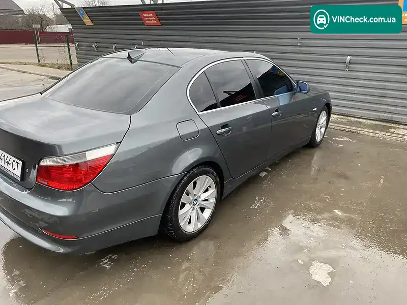 BMW 5 Series 2006, фото з оголошення 2 з 14, VIN WBANC51020CR34570