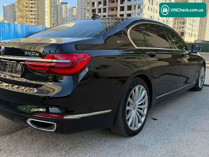 BMW 7 Series 2017, фото з оголошення 2 з 20, VIN WBA7J2C57JG938355