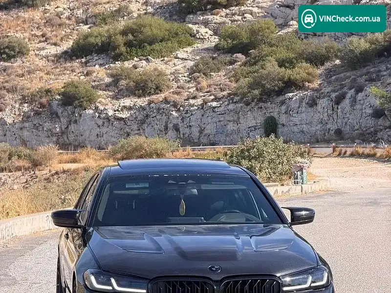 BMW 5 Series 2018, фото з оголошення 1 з 20, VIN WBAJE5C5XJWA97913