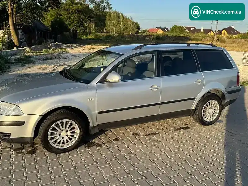 Volkswagen Passat 2004, фото з оголошення 2 з 14, VIN WVWZZZ3BZ4E311729