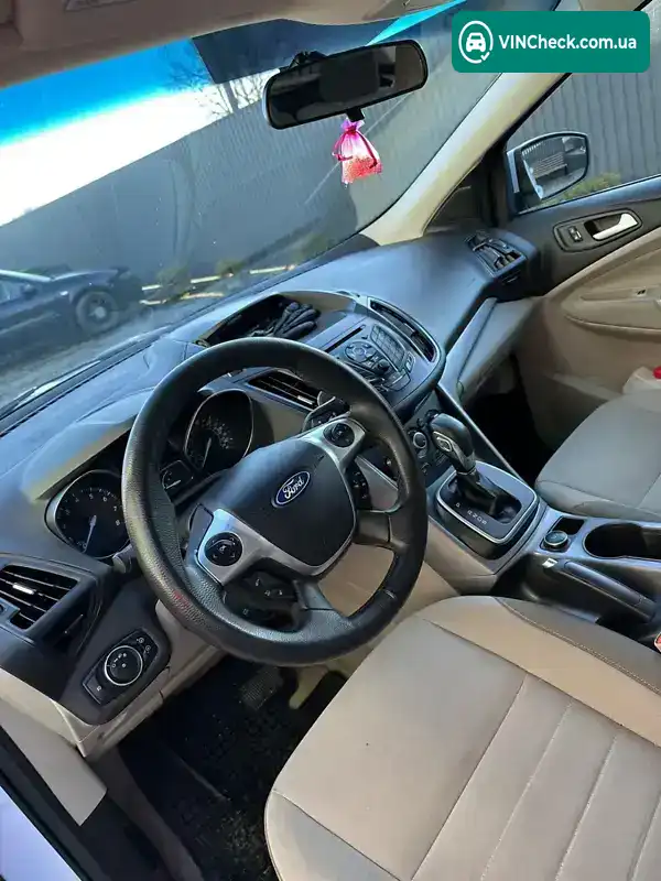 Ford Escape 2012, фото з оголошення 2 з 21, VIN 1FMCU9GX5DUA60813