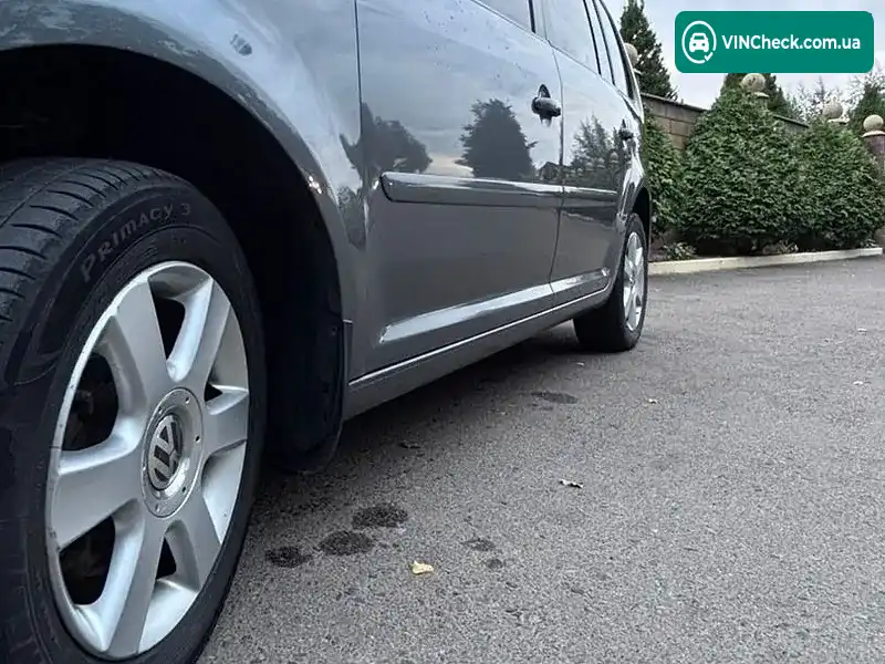Volkswagen Touran 2003, фото з оголошення 2 з 20, VIN WVGZZZ1TZ3W014958
