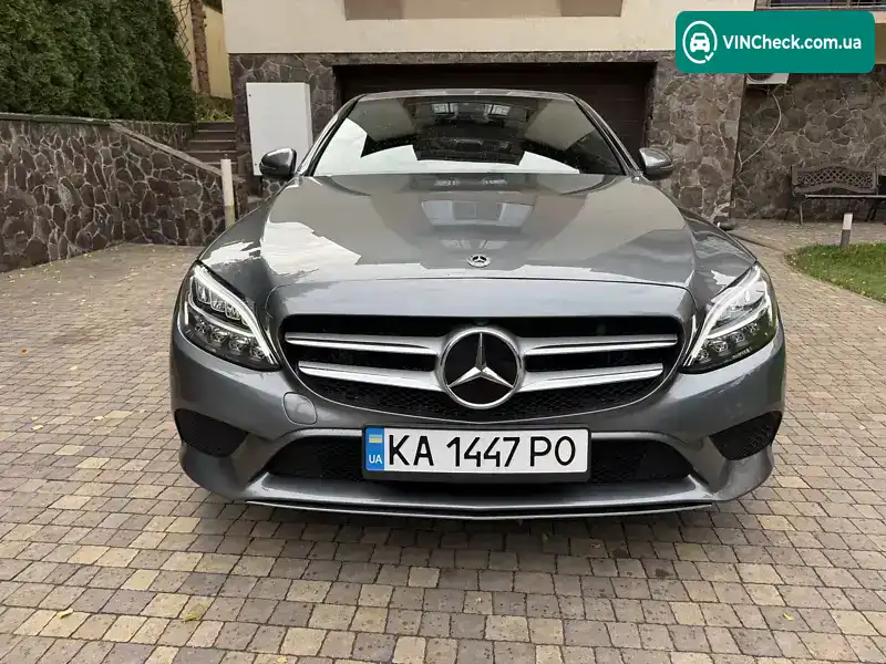 Mercedes-Benz C-Class 2018, фото з оголошення 2 з 21, VIN 55SWF8DB1KU302080