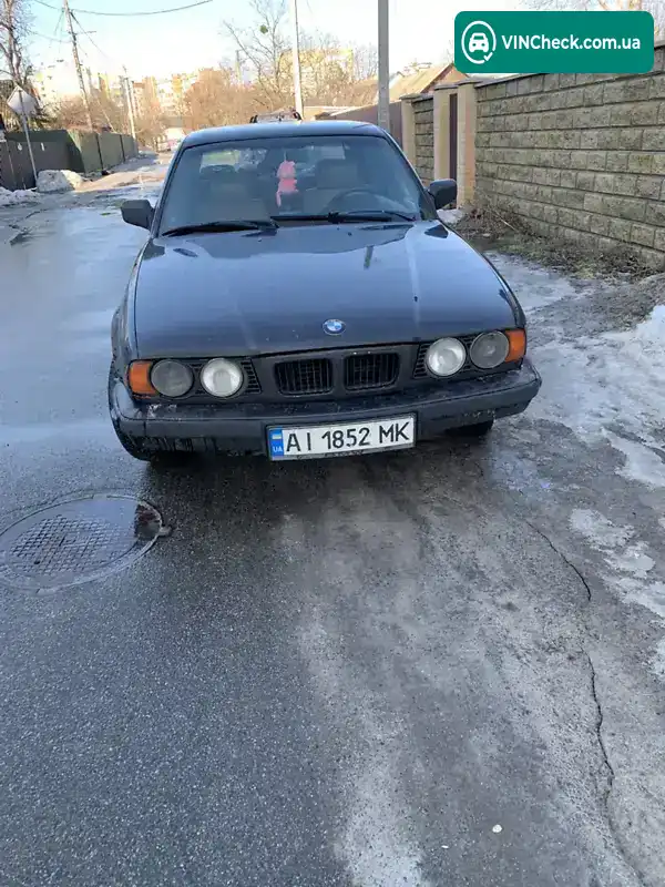 BMW 5 Series 1992, фото з оголошення 1 з 11, VIN WBAHB51010BD77160