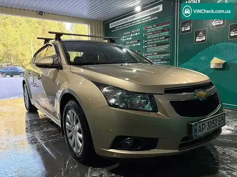 Chevrolet Cruze 2010, фото з оголошення 2 з 16, VIN KL1JF6959AK655690