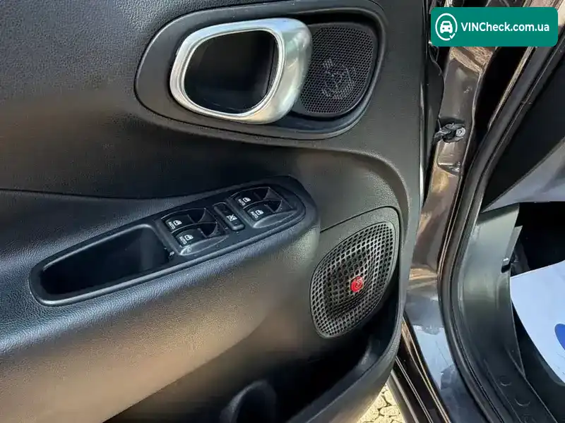 Fiat 500L 2019, фото з оголошення 2 з 21, VIN ZFBNFADHXKZ041988