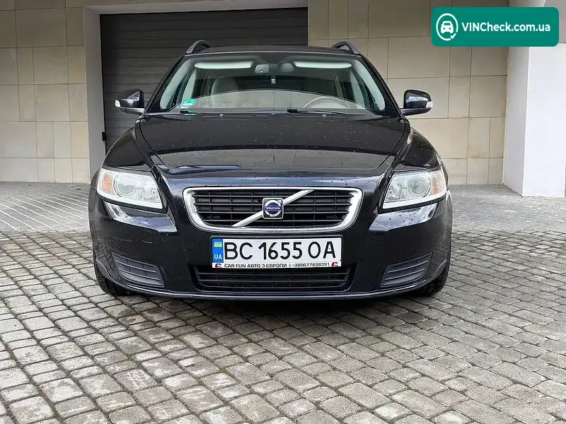 Volvo V50 2010, фото з оголошення 2 з 20, VIN YV1MW76F2A2570636
