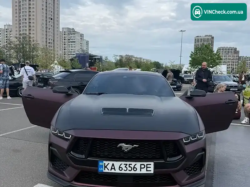 Ford Mustang 2023, фото з оголошення 2 з 10, VIN 1FA6P8CF3R5403352