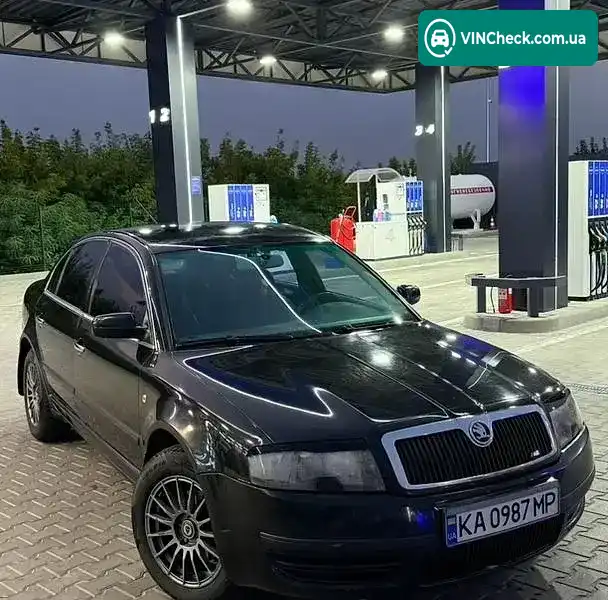 Skoda Superb 2003, фото з оголошення 1 з 11, VIN TMBCL23U939039295