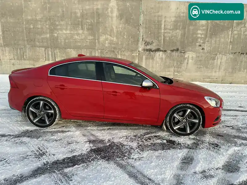 Volvo S60 2012, фото з оголошення 2 з 13, VIN YV1902FH2D2197953