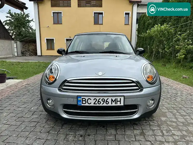 MINI Hatch 2008, фото з оголошення 1 з 20, VIN WMWMG31030TU34647