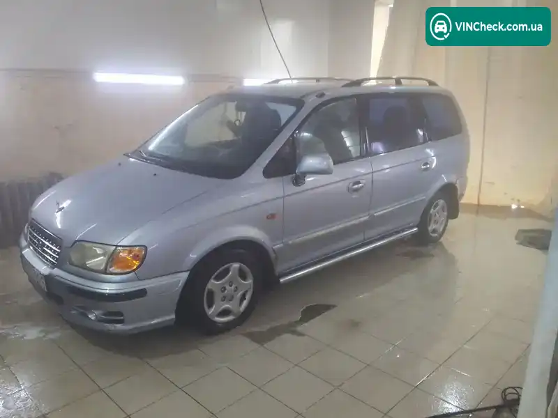 Hyundai Trajet 2002, фото з оголошення 2 з 15, VIN KMHMH81VP1U074278