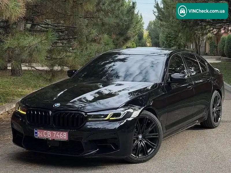 BMW 5 Series 2019, фото з оголошення 1 з 17, VIN WBAJA5C5XKWW08160
