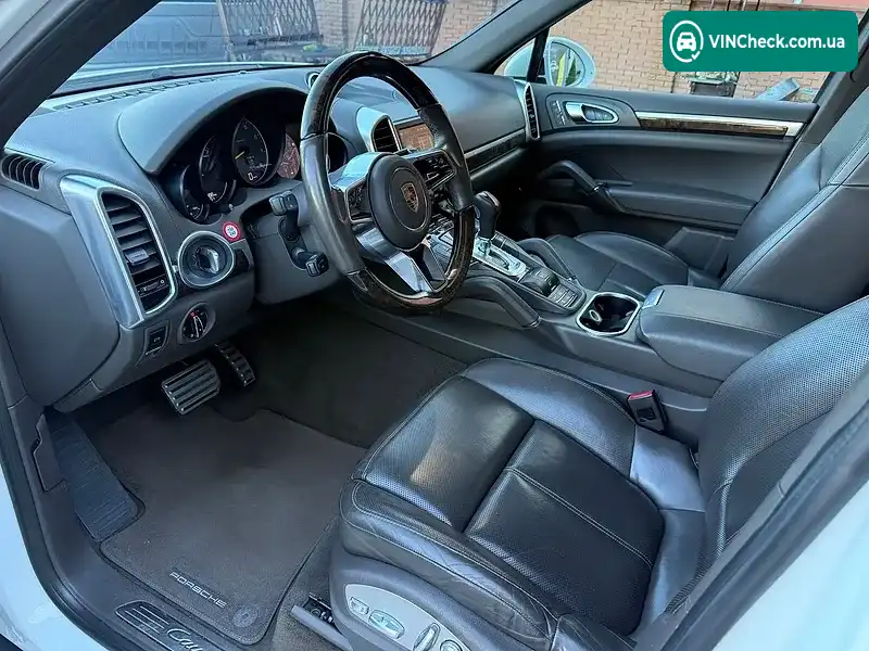 Porsche Cayenne 2016, фото з оголошення 2 з 20, VIN WP1AE2A21GLA17477