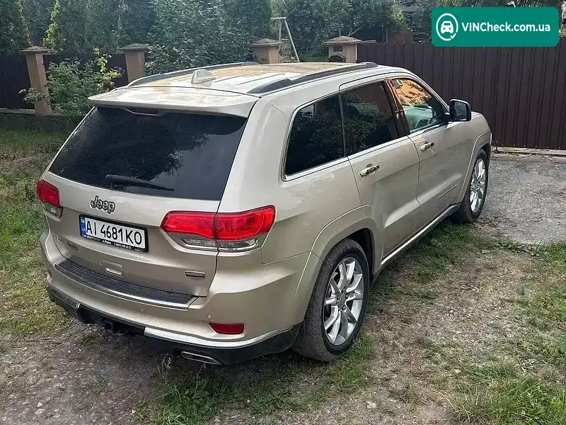 Jeep Grand Cherokee 2013, фото з оголошення 1 з 12, VIN 1C4RJFJT4EC359177