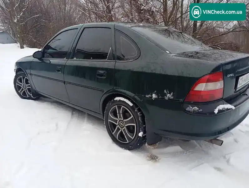 Opel Vectra 1998, фото з оголошення 2 з 10, VIN W0L0JBF19W1322490