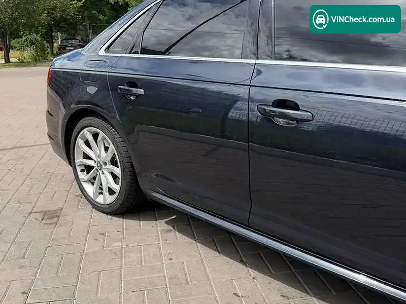 Audi A4 2017, фото з оголошення 1 з 19, VIN WAUZZZF49HA124928