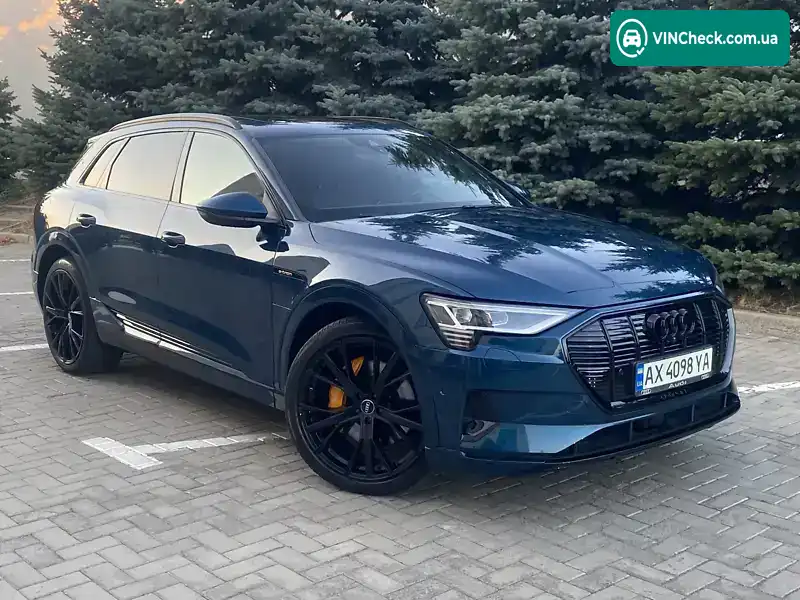 Audi e-tron 2018, фото з оголошення 1 з 21, VIN WAUZZZGE7KB001606