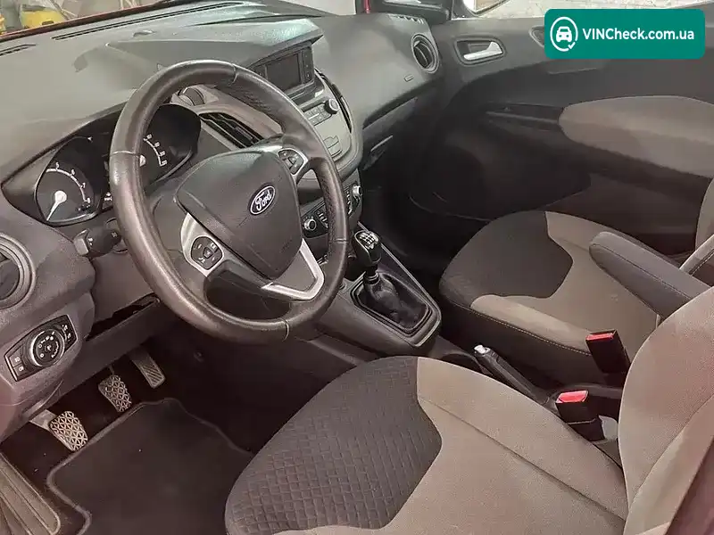 Ford Tourneo Courier 2018, фото з оголошення 1 з 17, VIN WF0LXXTACLJJ11092