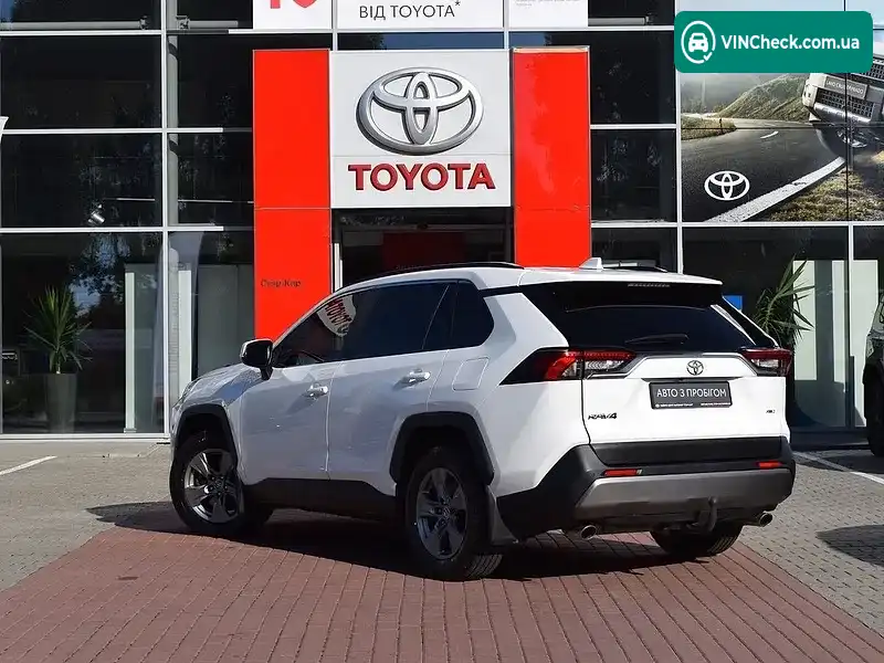 Toyota RAV4 2023, фото з оголошення 2 з 20, VIN JTMR43FV20D044123