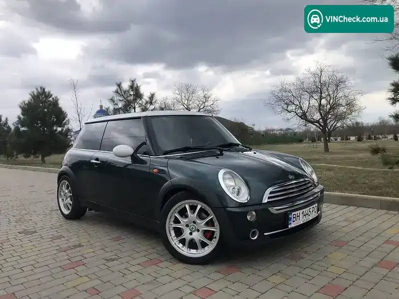MINI Hatch 2005, фото з оголошення 1 з 11, VIN WMWRC31010TH66574
