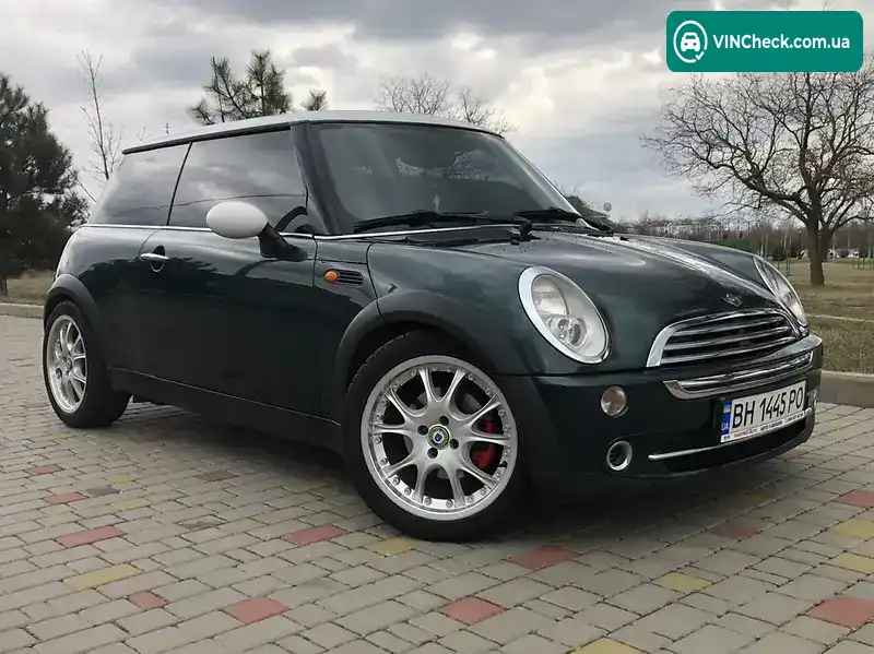 MINI Hatch 2005, фото з оголошення 2 з 11, VIN WMWRC31010TH66574