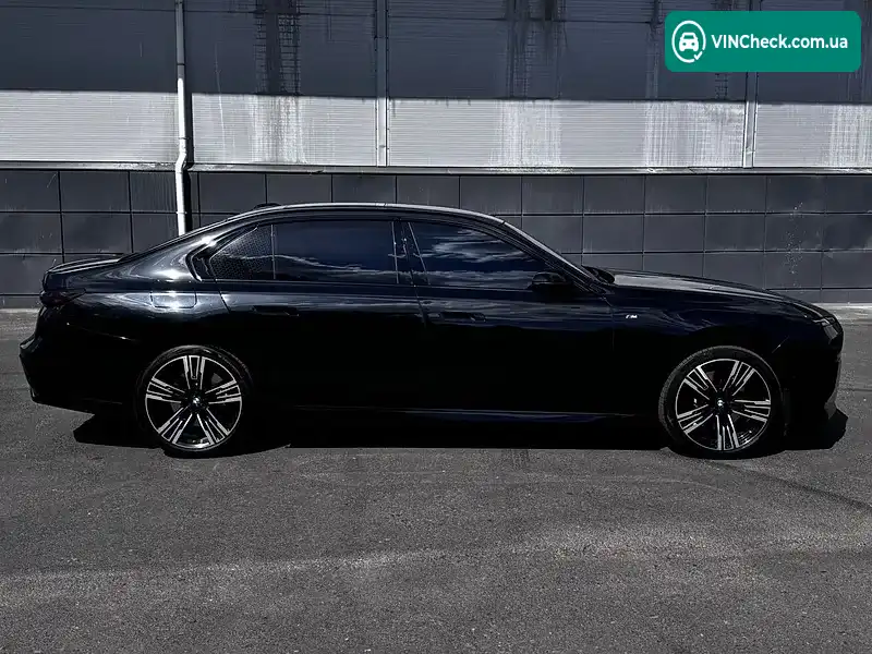 BMW 7 Series 2024, фото з оголошення 2 з 20, VIN WBA21EJ070CT40193