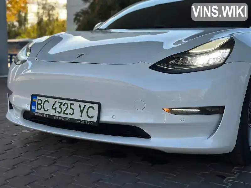 Tesla Model 3 2018, фото з оголошення 2 з 14, VIN 5YJ3E1EB2JF112767