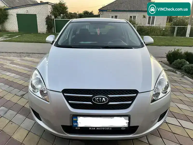 Kia Ceed 2007, фото з оголошення 1 з 13, VIN U5YFF24128L072045