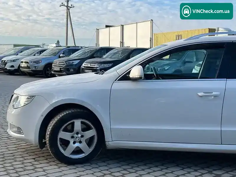 Skoda Superb 2012, фото з оголошення 1 з 21, VIN TMBJE73TXD9033545