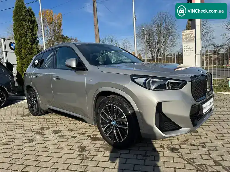 BMW iX1 2024, фото з оголошення 2 з 21, VIN WBY61EF0805Z15398