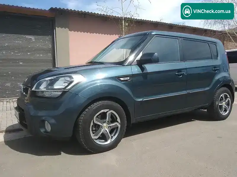 Kia Soul 2011, фото з оголошення 2 з 14, VIN KNAJT813AC7412479