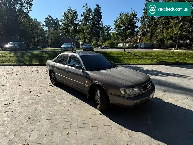 Audi A6 1996, фото з оголошення 2 з 10, VIN WAUZZZ4AZTN087956