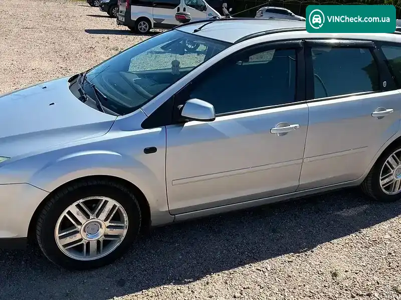Ford Focus 2005, фото з оголошення 2 з 18, VIN WF0WXXGCDW5C41874