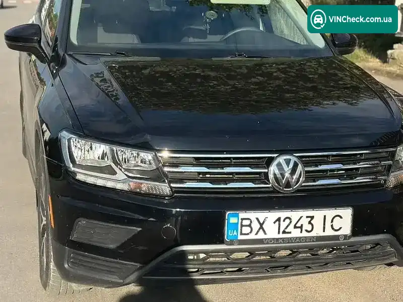 Volkswagen Tiguan 2020, фото з оголошення 2 з 15, VIN 3VV1B7AX8MM008113