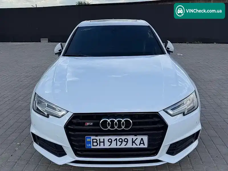 Audi A4 2016, фото з оголошення 2 з 18, VIN WAUENAF43HN013649