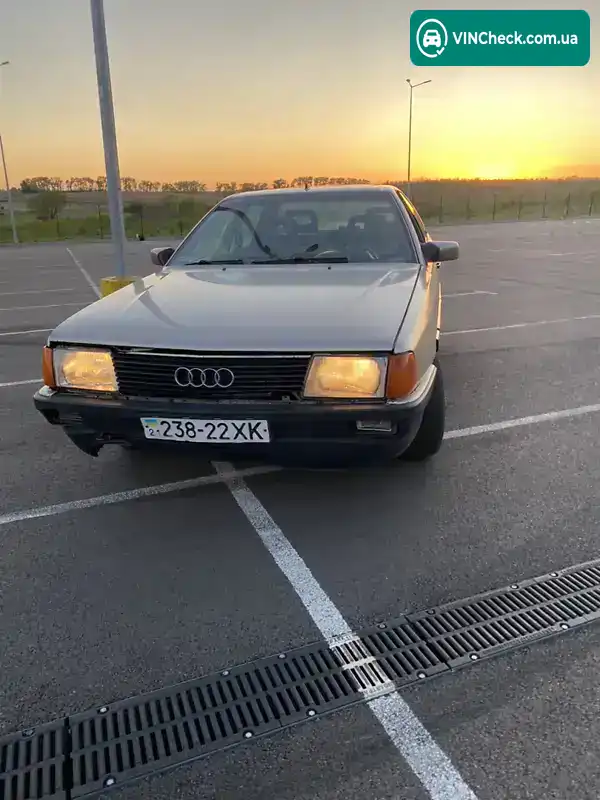 Audi 200 1984, фото з оголошення 2 з 14, VIN WA0777447EAT07288