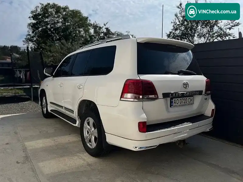 Toyota Land Cruiser 2010, фото з оголошення 2 з 6, VIN JTMHV05J905011068