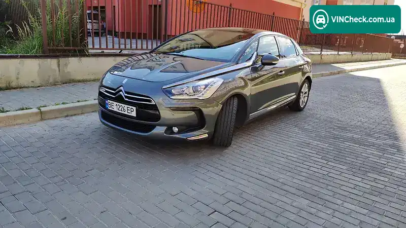 Citroen DS5 2013, фото з оголошення 1 з 20, VIN VF7KFRHHADS514078