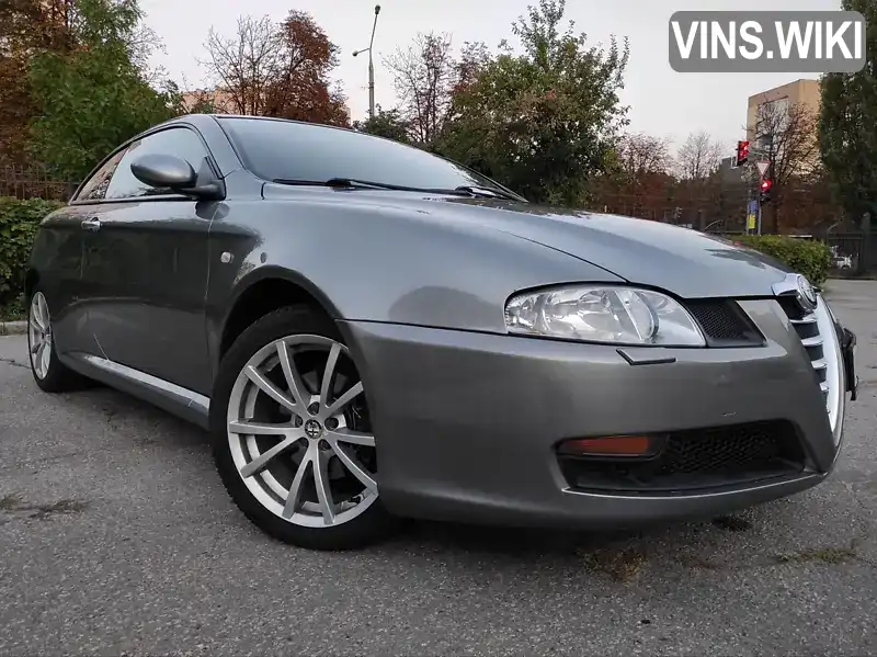 Alfa Romeo GT 2004, фото з оголошення 2 з 21, VIN ZAR93700005153099