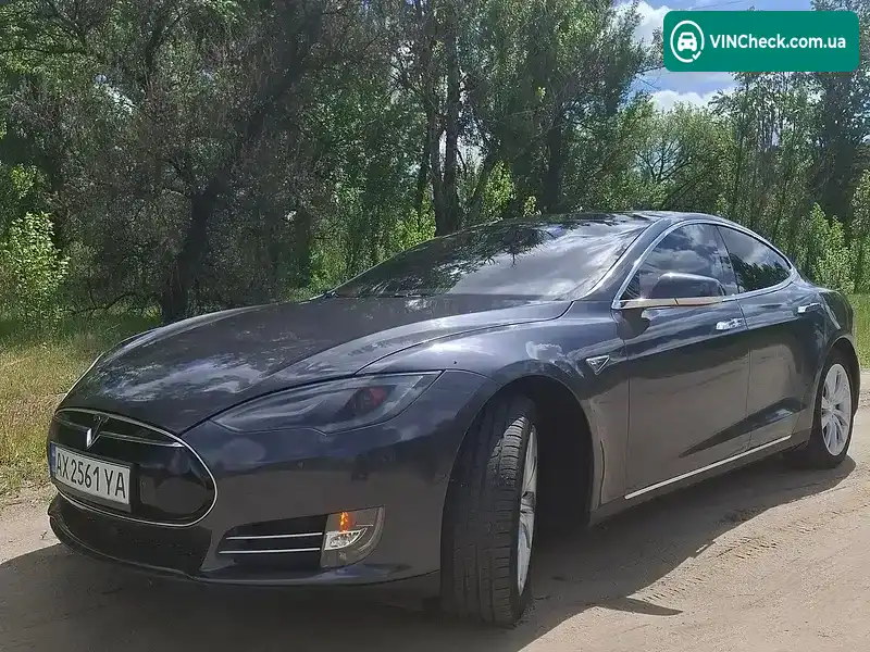Tesla Model S 2015, фото з оголошення 2 з 10, VIN 5YJSA1E26FF118182