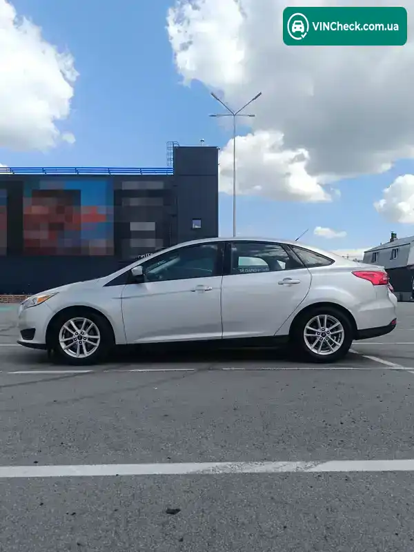 Ford Focus 2017, фото з оголошення 2 з 21, VIN 1FADP3FE1JL210792