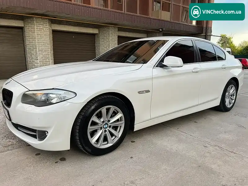 BMW 5 Series 2012, фото з оголошення 1 з 20, VIN WBAFW13030DY48747