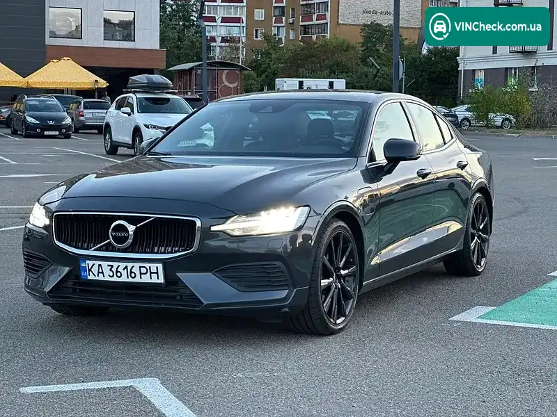 Volvo S60 2020, фото з оголошення 1 з 20, VIN 7JRZSBFUDLG067543