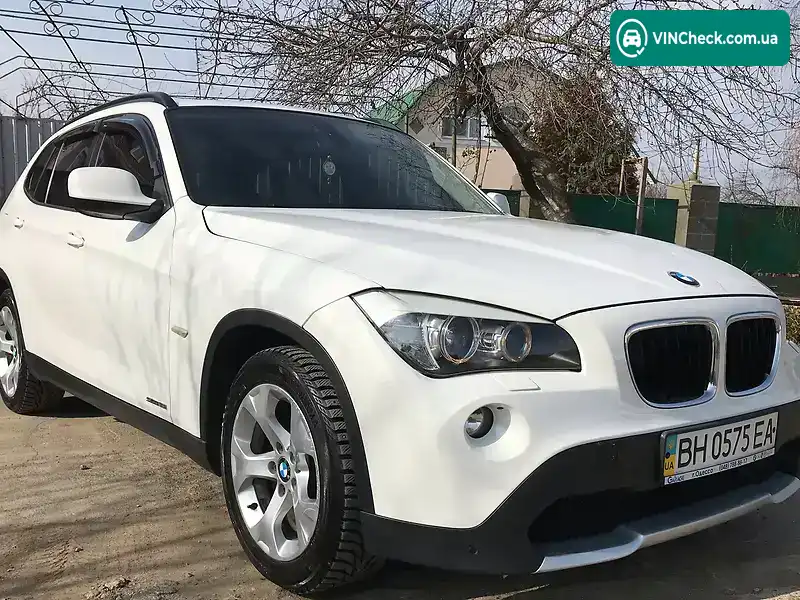 BMW X1 2011, фото з оголошення 1 з 20, VIN WBAVL31040VS09223